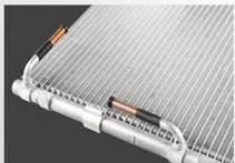 集流管商家介紹清洗汽車?yán)淠鞯娜笞⒁馐马?xiàng)！